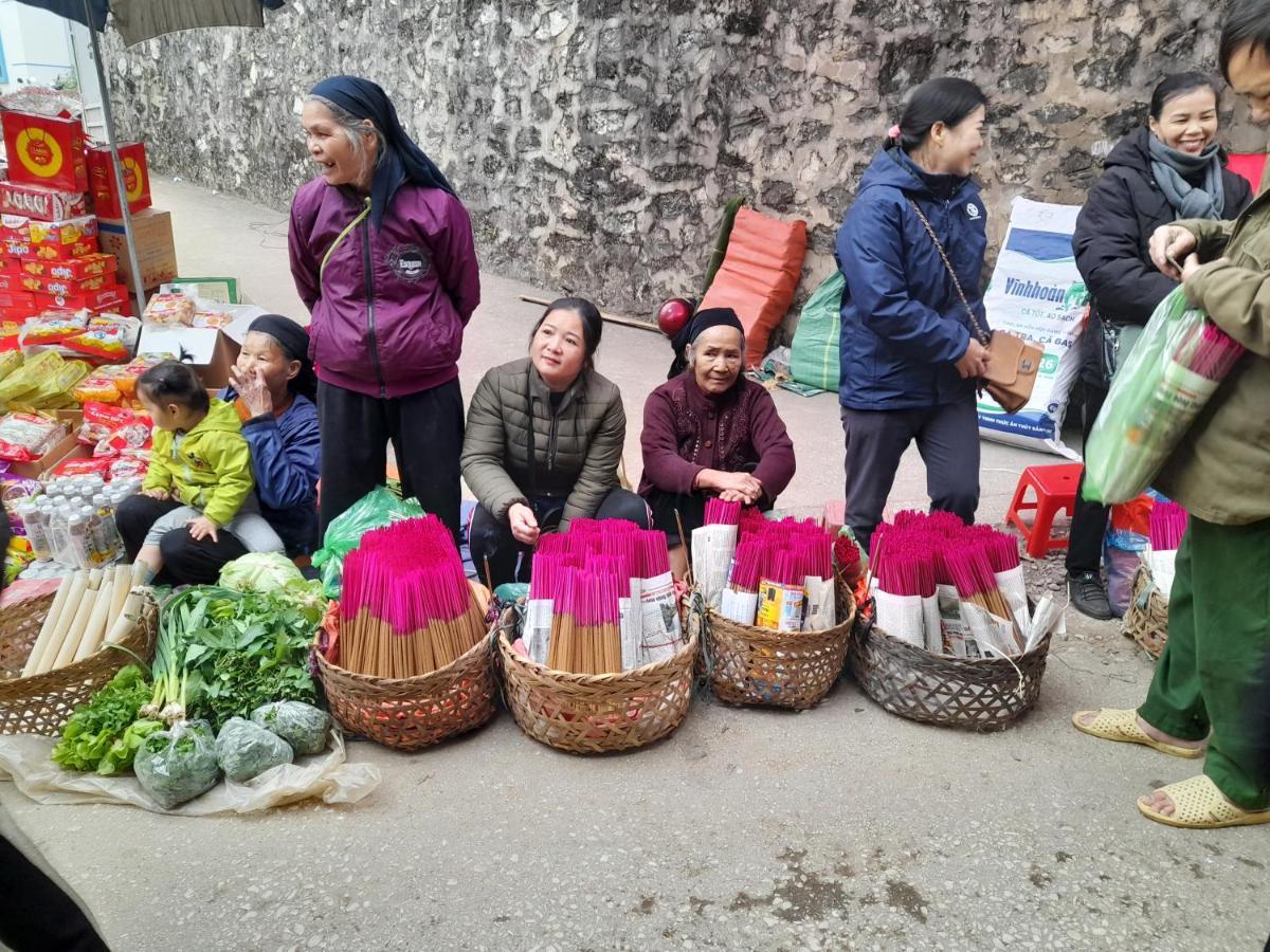 Khach San Vuon Quoc Gia Ba Be Hotell Bac Kan Exteriör bild