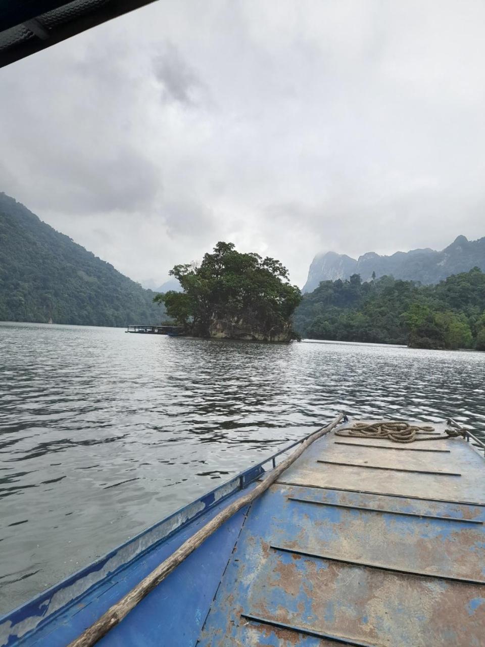 Khach San Vuon Quoc Gia Ba Be Hotell Bac Kan Exteriör bild