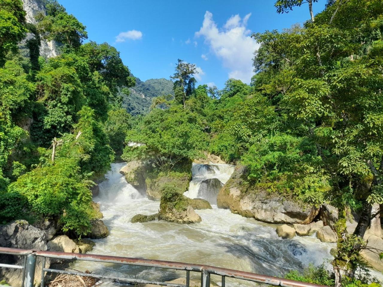Khach San Vuon Quoc Gia Ba Be Hotell Bac Kan Exteriör bild