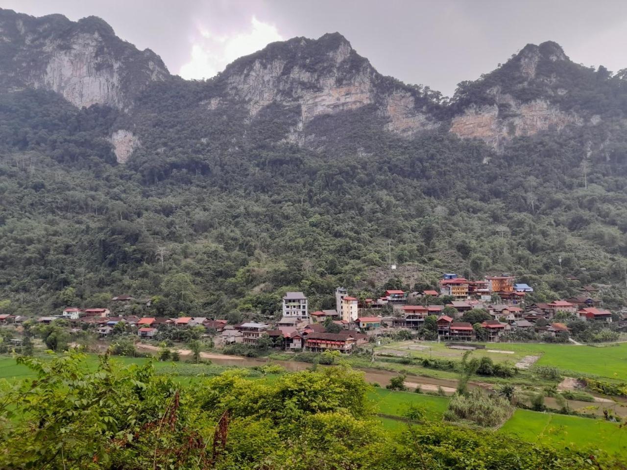 Khach San Vuon Quoc Gia Ba Be Hotell Bac Kan Exteriör bild