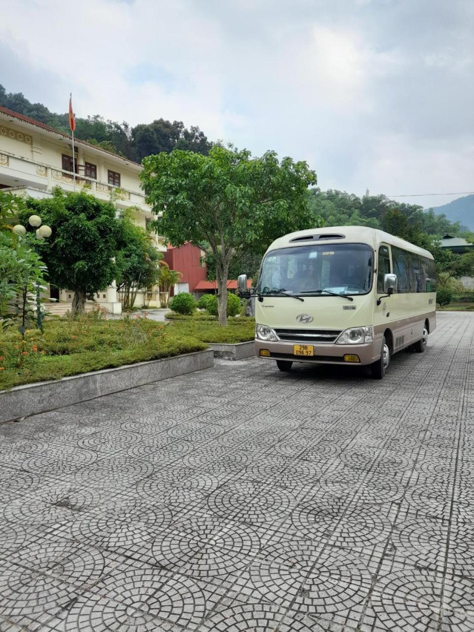 Khach San Vuon Quoc Gia Ba Be Hotell Bac Kan Exteriör bild