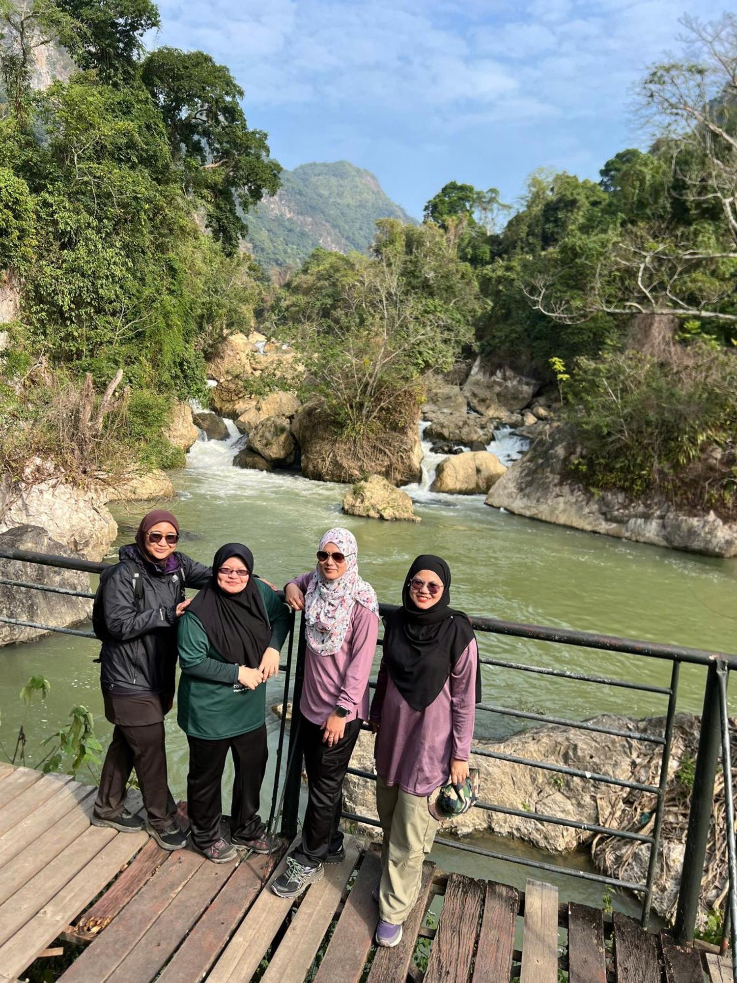 Khach San Vuon Quoc Gia Ba Be Hotell Bac Kan Exteriör bild