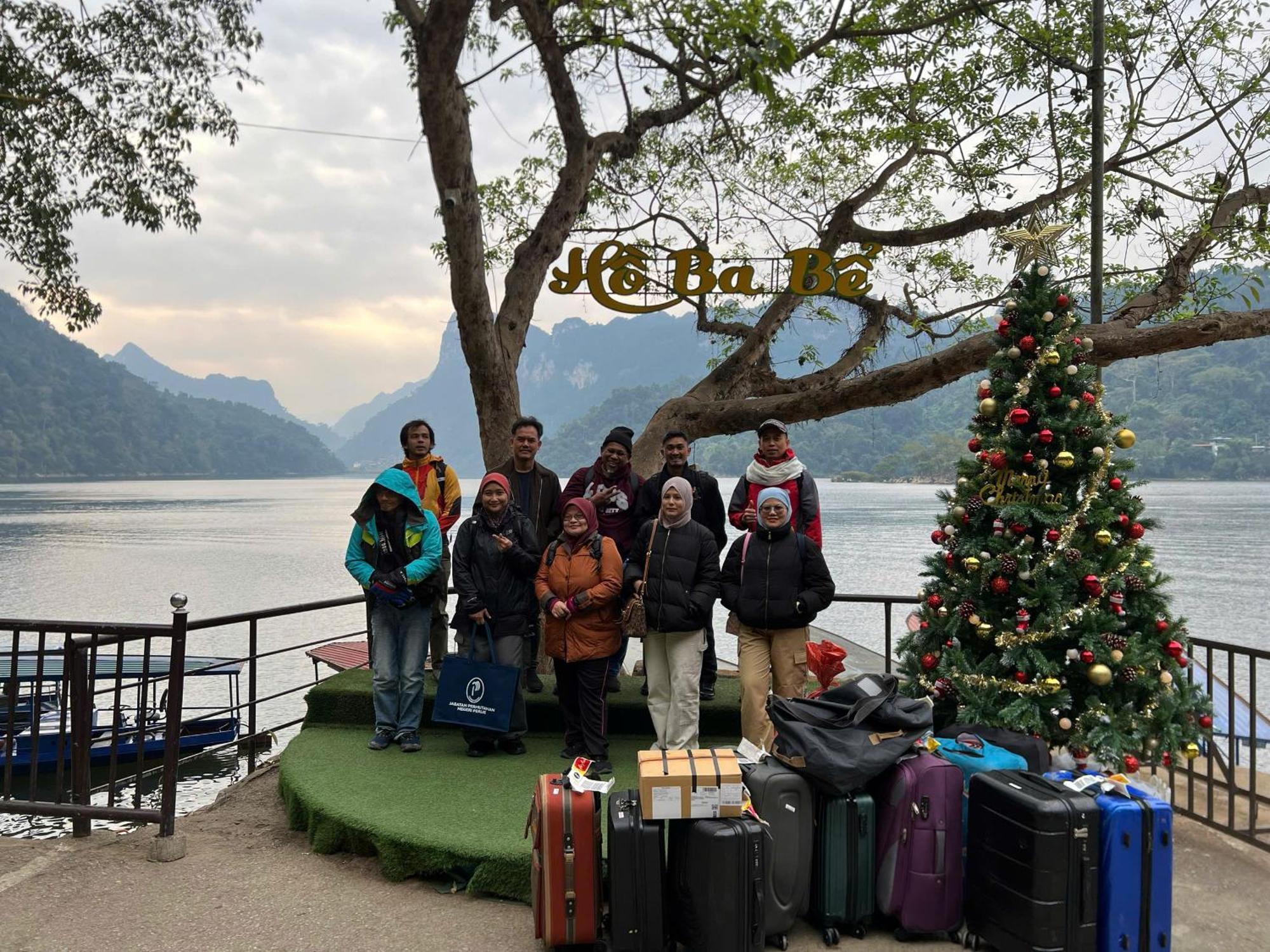 Khach San Vuon Quoc Gia Ba Be Hotell Bac Kan Exteriör bild