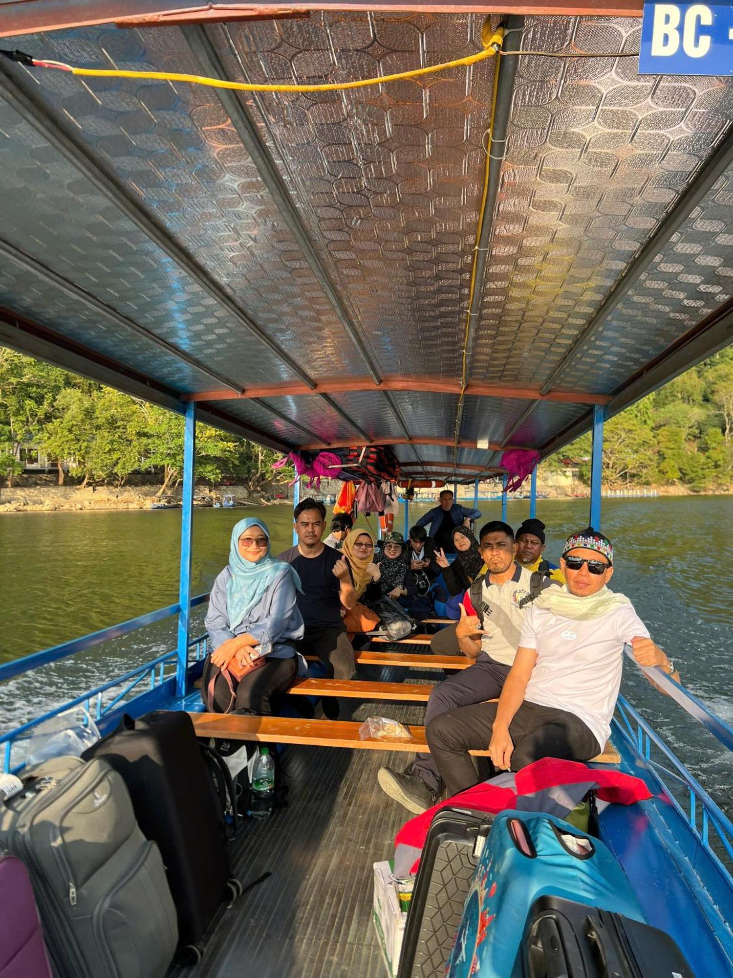 Khach San Vuon Quoc Gia Ba Be Hotell Bac Kan Exteriör bild