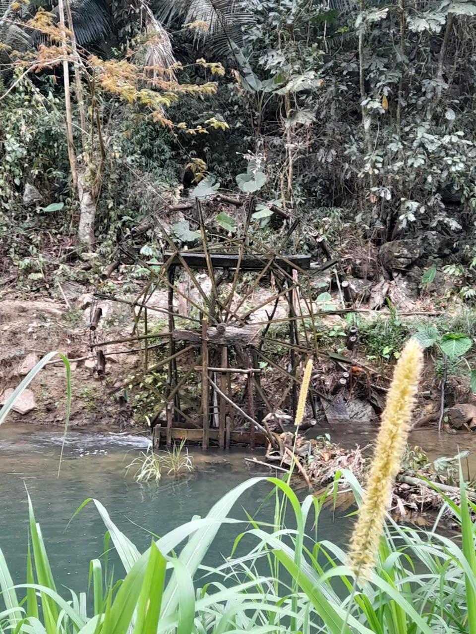 Khach San Vuon Quoc Gia Ba Be Hotell Bac Kan Exteriör bild
